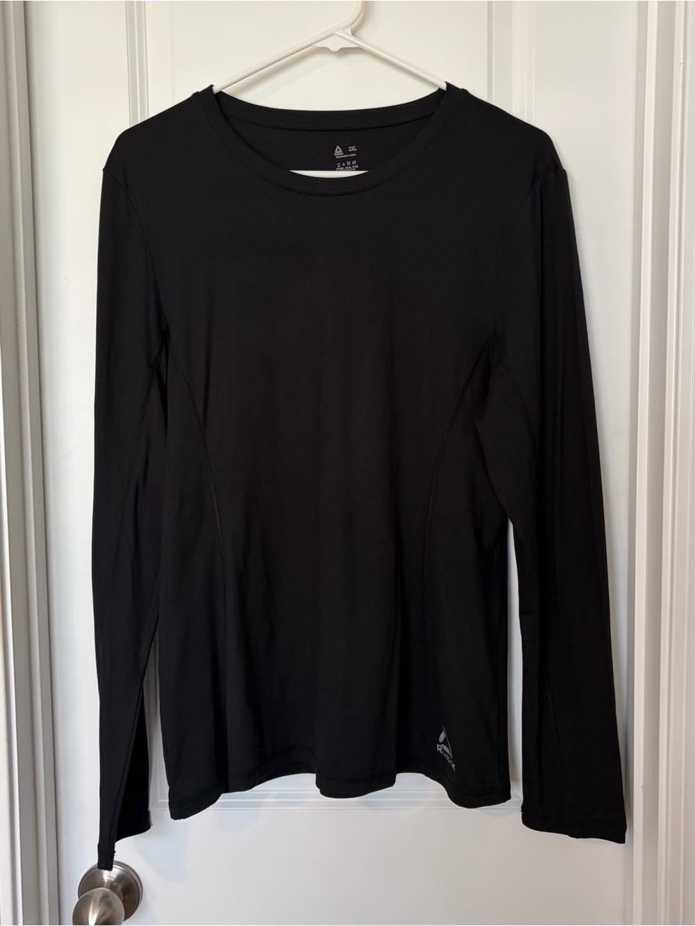 Reebok Black Athletic Logo Performance Top
Size 2XL